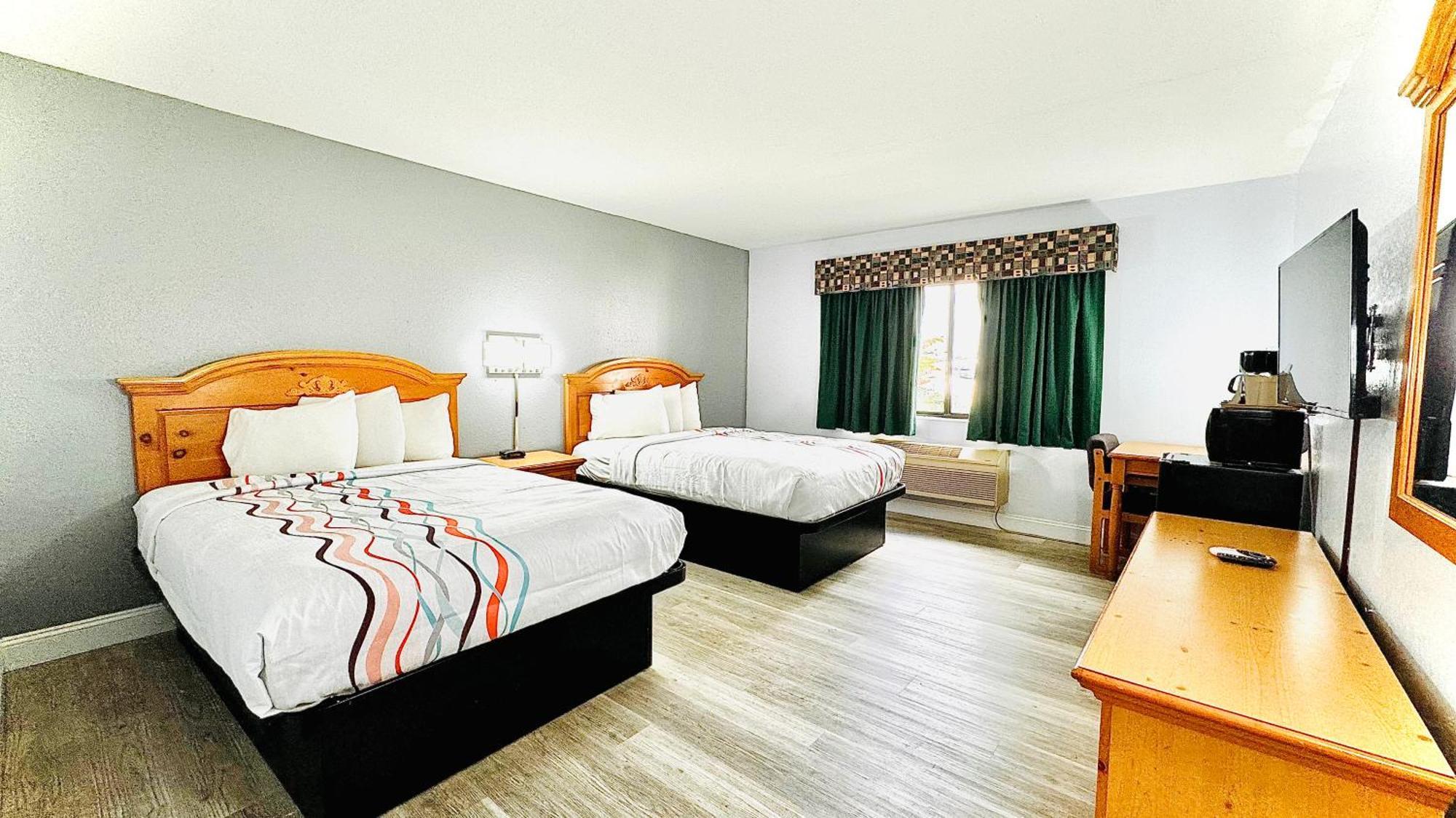 Regency Inn And Suites Stilwell Ngoại thất bức ảnh